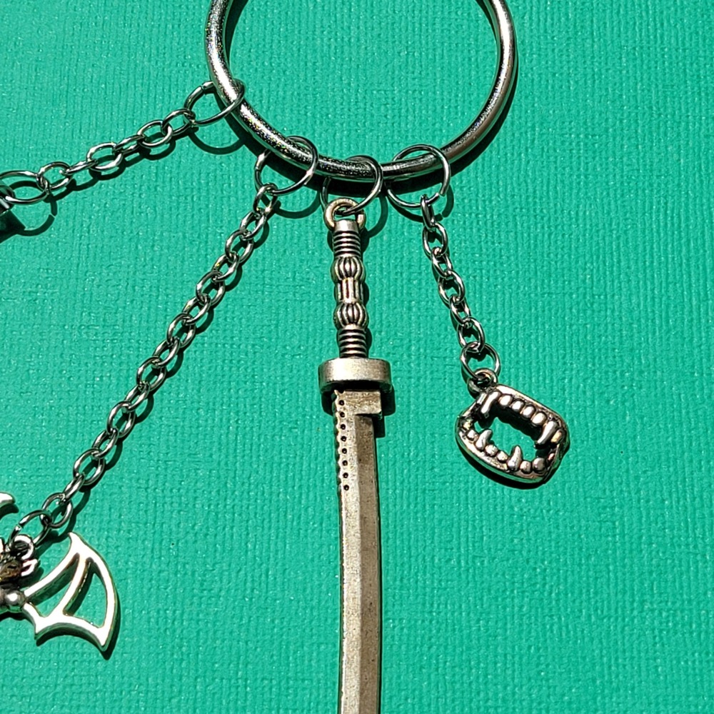 Handmade vampire themed silver keychain goth romantic vampy whimsigoth spooky - Picture 8 of 9